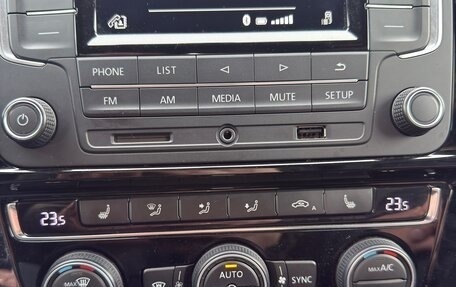 Volkswagen Jetta VI, 2016 год, 1 280 000 рублей, 30 фотография