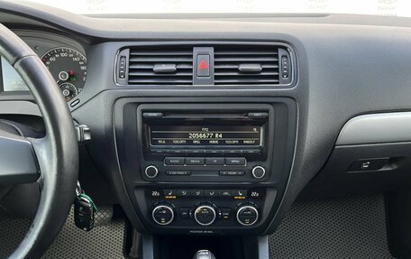 Volkswagen Jetta VI, 2013 год, 980 000 рублей, 16 фотография