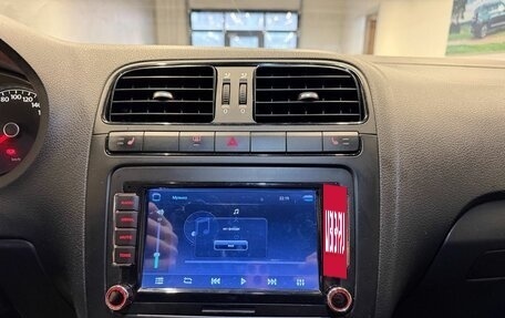 Volkswagen Polo VI (EU Market), 2013 год, 879 000 рублей, 10 фотография