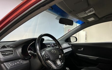 KIA Rio III рестайлинг, 2013 год, 915 000 рублей, 10 фотография