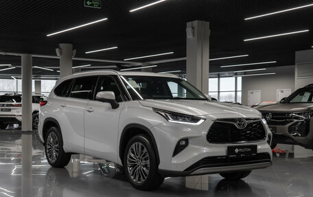 Toyota Highlander, 2026 год, 5 550 000 рублей, 2 фотография