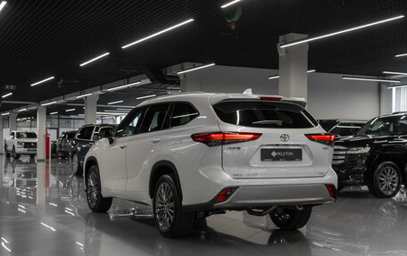 Toyota Highlander, 2026 год, 5 550 000 рублей, 4 фотография