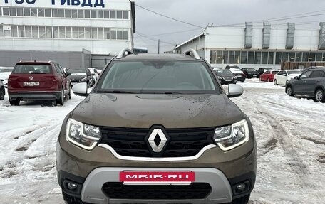Renault Duster, 2022 год, 1 997 000 рублей, 3 фотография
