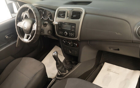 Renault Logan II, 2020 год, 779 000 рублей, 11 фотография