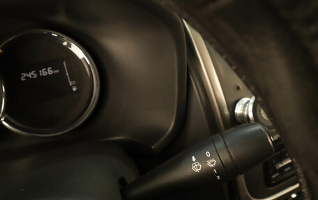 Renault Logan II, 2020 год, 779 000 рублей, 14 фотография