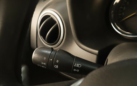 Renault Logan II, 2020 год, 779 000 рублей, 13 фотография