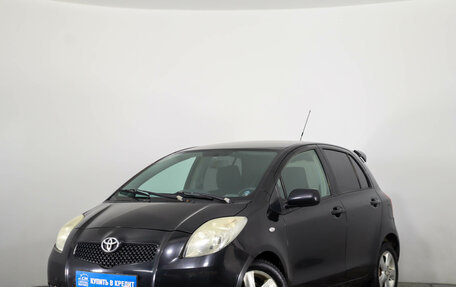 Toyota Yaris III рестайлинг, 2006 год, 499 000 рублей, 4 фотография