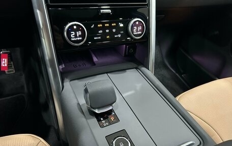 Land Rover Discovery IV, 2024 год, 11 990 000 рублей, 17 фотография