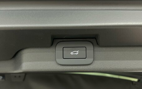 Land Rover Discovery IV, 2024 год, 11 990 000 рублей, 31 фотография