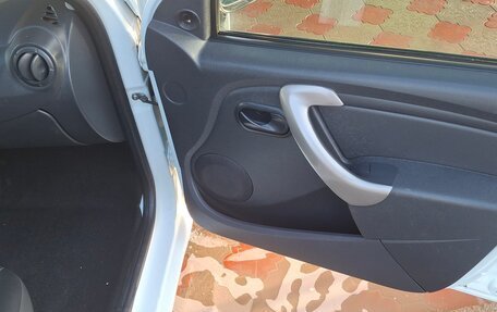 Renault Logan I, 2015 год, 420 000 рублей, 13 фотография