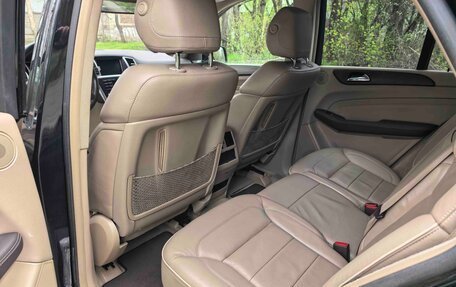 Mercedes-Benz M-Класс, 2012 год, 3 000 000 рублей, 5 фотография