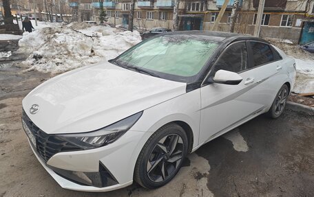 Hyundai Elantra, 2021 год, 1 785 000 рублей, 3 фотография