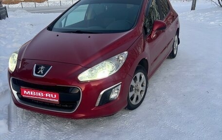 Peugeot 308 II, 2011 год, 650 000 рублей, 1 фотография