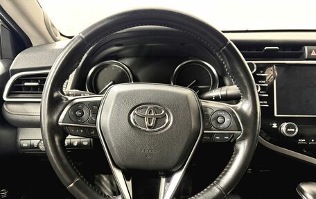 Toyota Camry, 2018 год, 2 750 000 рублей, 13 фотография