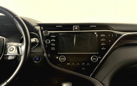 Toyota Camry, 2018 год, 2 750 000 рублей, 14 фотография