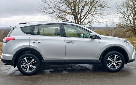 Toyota RAV4, 2015 год, 2 290 000 рублей, 8 фотография