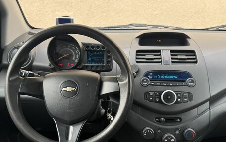 Chevrolet Spark III, 2011 год, 560 000 рублей, 10 фотография