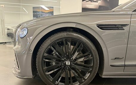Bentley Flying Spur, 2025 год, 42 900 000 рублей, 13 фотография