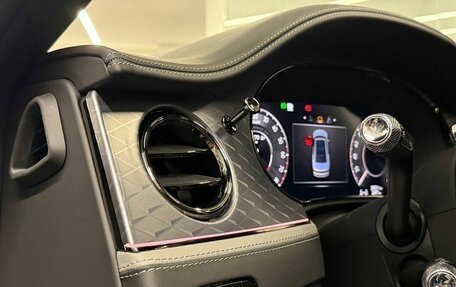 Bentley Flying Spur, 2025 год, 42 900 000 рублей, 30 фотография