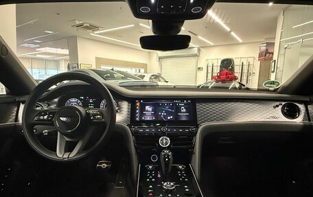 Bentley Flying Spur, 2025 год, 42 900 000 рублей, 27 фотография