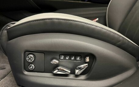 Bentley Flying Spur, 2025 год, 42 900 000 рублей, 38 фотография