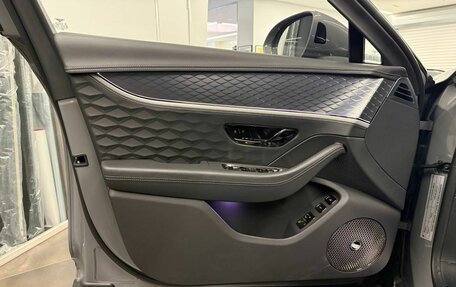 Bentley Flying Spur, 2025 год, 42 900 000 рублей, 36 фотография