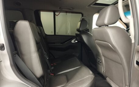 Nissan Pathfinder, 2011 год, 1 699 000 рублей, 17 фотография