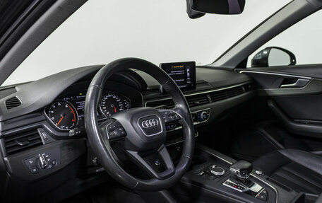 Audi A4, 2018 год, 2 470 000 рублей, 10 фотография