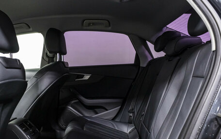 Audi A4, 2018 год, 2 470 000 рублей, 13 фотография