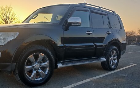 Mitsubishi Pajero IV, 2008 год, 1 750 000 рублей, 3 фотография