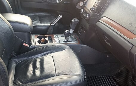 Mitsubishi Pajero IV, 2008 год, 1 750 000 рублей, 15 фотография