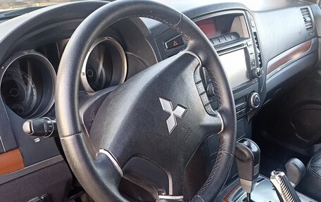 Mitsubishi Pajero IV, 2008 год, 1 750 000 рублей, 12 фотография