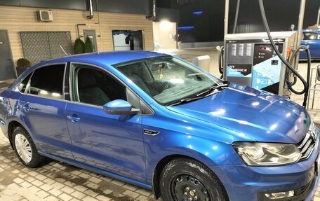 Volkswagen Polo VI (EU Market), 2020 год, 1 240 000 рублей, 2 фотография