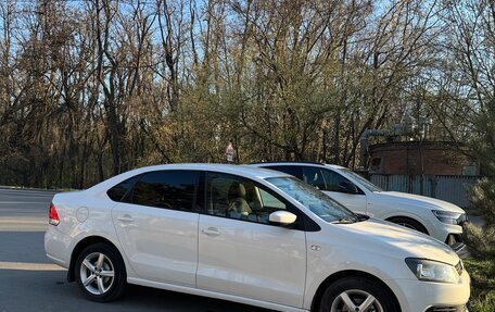 Volkswagen Polo VI (EU Market), 2013 год, 930 000 рублей, 1 фотография