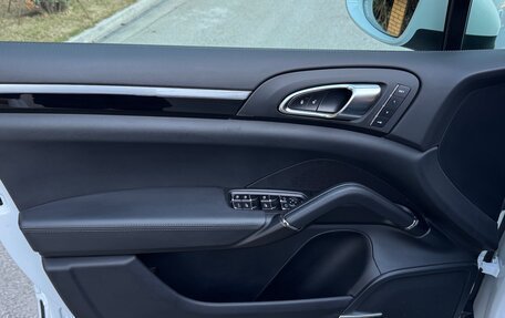 Porsche Cayenne III, 2015 год, 4 450 000 рублей, 27 фотография