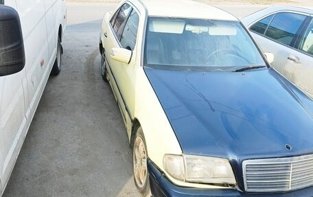 Mercedes-Benz C-Класс, 1994 год, 150 000 рублей, 2 фотография