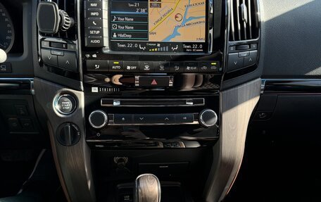 Toyota Land Cruiser 200, 2014 год, 6 000 000 рублей, 20 фотография