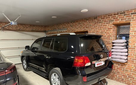 Toyota Land Cruiser 200, 2014 год, 6 000 000 рублей, 22 фотография