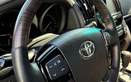 Toyota Land Cruiser 200, 2014 год, 6 000 000 рублей, 11 фотография