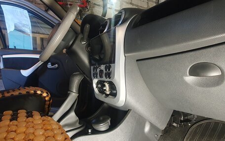 Renault Logan I, 2012 год, 710 000 рублей, 15 фотография