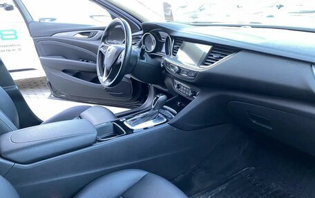 Opel Insignia II рестайлинг, 2017 год, 1 544 000 рублей, 12 фотография