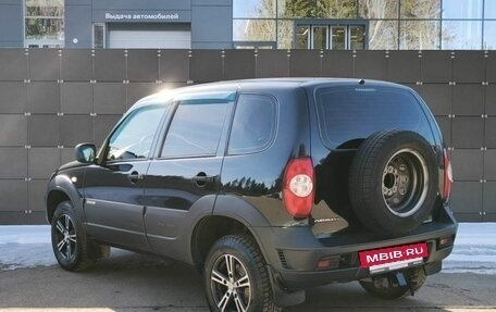 Chevrolet Niva I рестайлинг, 2017 год, 775 000 рублей, 8 фотография