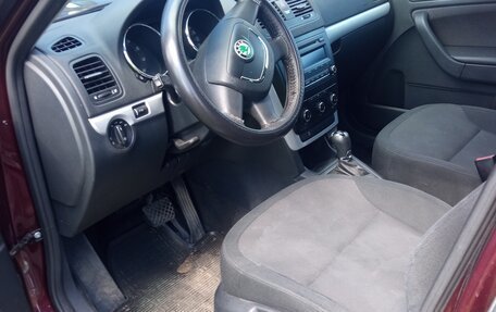 Skoda Yeti I рестайлинг, 2013 год, 970 000 рублей, 9 фотография