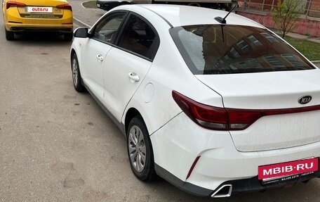 KIA Rio IV, 2021 год, 835 000 рублей, 5 фотография