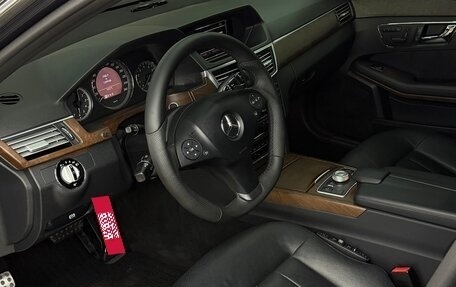 Mercedes-Benz E-Класс, 2009 год, 2 450 000 рублей, 8 фотография