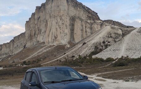 Renault Sandero II рестайлинг, 2014 год, 950 000 рублей, 1 фотография