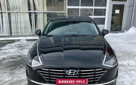 Hyundai Sonata VIII, 2020 год, 2 100 000 рублей, 1 фотография