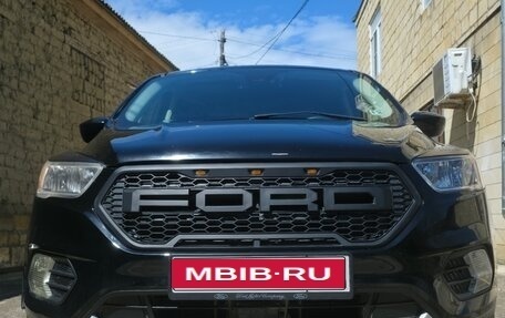 Ford Escape III, 2019 год, 1 980 000 рублей, 1 фотография