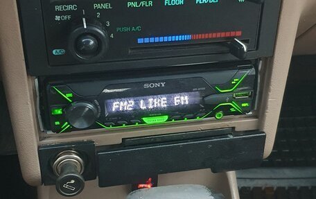 Ford Escort (North America) II, 1993 год, 215 000 рублей, 27 фотография