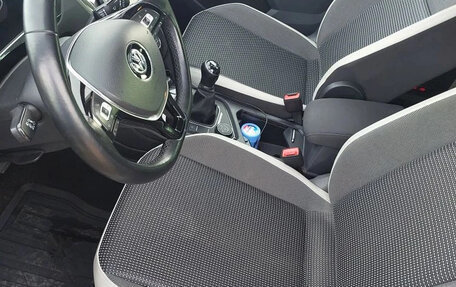 Volkswagen Tiguan II, 2019 год, 2 550 000 рублей, 3 фотография